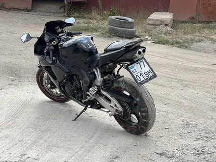 Honda  CBR 1000 RR/RA Fireblade 2006 года за 2 800 000 тг. в Астана – фото 3