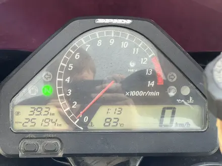 Honda  CBR 1000 RR/RA Fireblade 2006 года за 2 800 000 тг. в Астана – фото 6