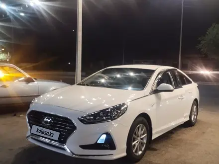 Hyundai Sonata 2018 года за 8 900 000 тг. в Шымкент – фото 2