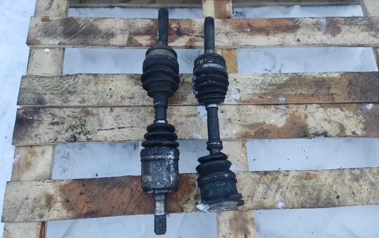 Привод передний Hyundai за 30 000 тг. в Костанай