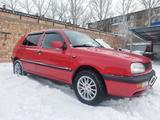 Volkswagen Golf 1993 года за 1 650 000 тг. в Караганда – фото 2