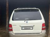 Kia Carnival 2001 годаfor1 500 000 тг. в Шымкент