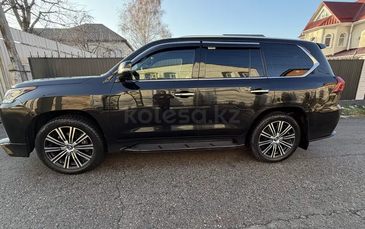 Lexus LX 570 2019 годаүшін43 000 000 тг. в Алматы