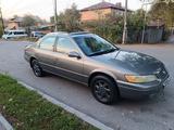 Toyota Camry 1999 годаfor4 200 000 тг. в Алматы – фото 2