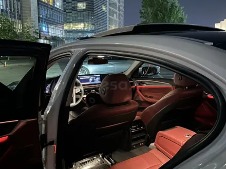 BMW 530 2023 года за 25 500 000 тг. в Алматы – фото 17