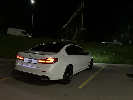 BMW 530 2023 года за 25 500 000 тг. в Алматы – фото 4