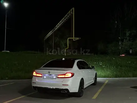BMW 530 2023 года за 25 500 000 тг. в Алматы – фото 8