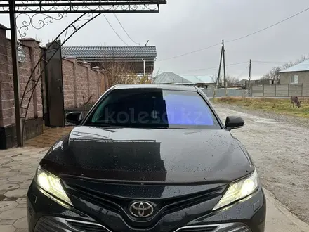 Toyota Camry 2019 года за 13 800 000 тг. в Тараз