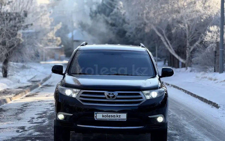 Toyota Highlander 2013 года за 13 000 000 тг. в Астана