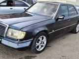 Mercedes-Benz E 200 1992 года за 850 000 тг. в Жезказган – фото 5