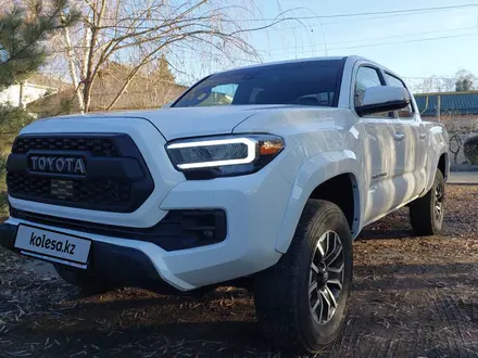 Toyota Tacoma 2023 года за 26 400 000 тг. в Алматы