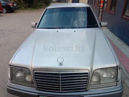 Mercedes-Benz E 280 1993 года за 2 000 000 тг. в Павлодар – фото 10
