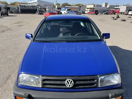 Volkswagen Vento 1994 года за 1 800 000 тг. в Караганда – фото 24