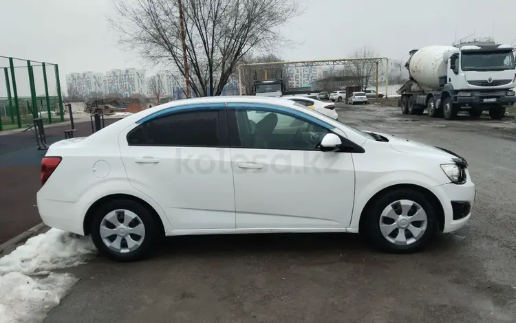 Chevrolet Aveo 2015 года за 2 300 000 тг. в Алматы