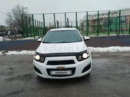 Chevrolet Aveo 2015 года за 2 300 000 тг. в Алматы – фото 3