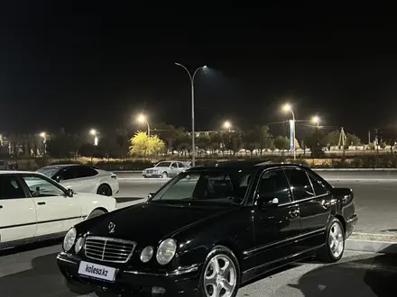 Mercedes-Benz E 320 2002 года за 5 700 000 тг. в Тараз – фото 2