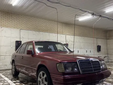 Mercedes-Benz E 230 1992 года за 1 300 000 тг. в Сарышаган – фото 11