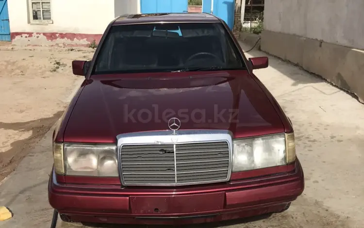 Mercedes-Benz E 230 1992 года за 1 300 000 тг. в Сарышаган