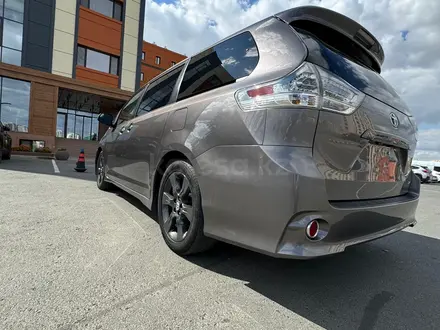 Toyota Sienna 2015 года за 10 500 000 тг. в Атырау – фото 21