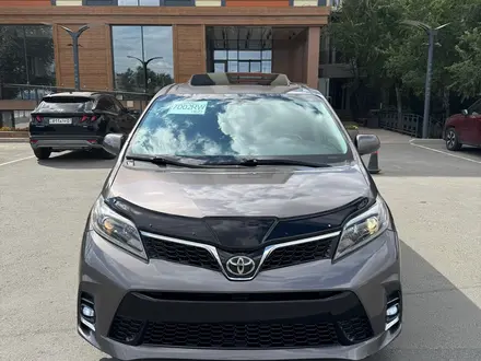 Toyota Sienna 2015 года за 10 500 000 тг. в Атырау – фото 6