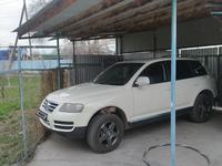 Volkswagen Touareg 2005 года за 5 000 000 тг. в Алматы