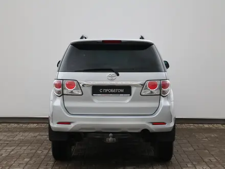 Toyota Fortuner 2015 года за 13 750 000 тг. в Астана – фото 4