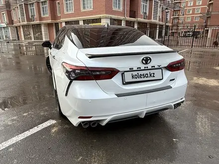 Toyota Camry 2022 года за 18 200 000 тг. в Актау – фото 19