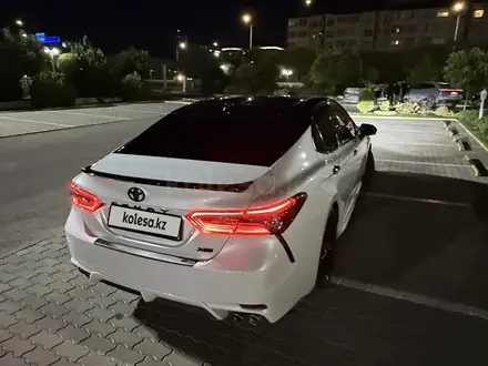 Toyota Camry 2022 года за 18 200 000 тг. в Актау – фото 9