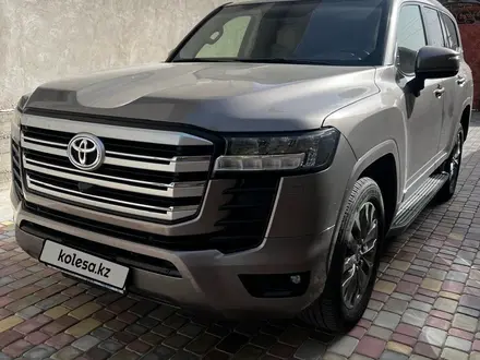 Toyota Land Cruiser 2022 года за 43 500 000 тг. в Шымкент