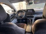 Hyundai Bayon 2023 годаүшін7 999 999 тг. в Шымкент – фото 3
