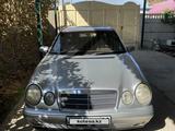 Mercedes-Benz E 200 1997 года за 2 100 000 тг. в Тараз