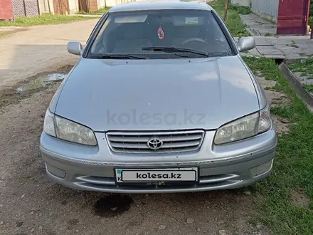 Toyota Camry 2001 года за 3 500 000 тг. в Тараз