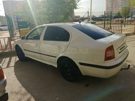 Skoda Octavia 2006 года за 1 200 000 тг. в Актобе – фото 3