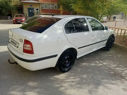 Skoda Octavia 2006 года за 1 200 000 тг. в Актобе – фото 4