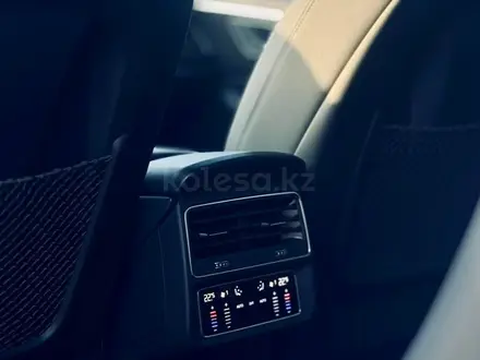 Audi Q8 2021 года за 45 000 000 тг. в Астана – фото 16
