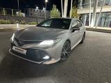 Toyota Camry 2018 года за 14 200 000 тг. в Кызылорда – фото 2