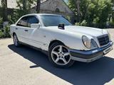 Mercedes-Benz E 200 1996 годаүшін2 150 000 тг. в Караганда – фото 2