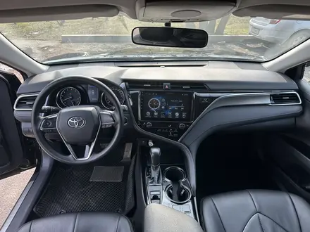 Toyota Camry 2019 года за 12 200 000 тг. в Алматы – фото 9