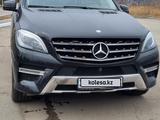 Mercedes-Benz ML 400 2014 года за 15 800 000 тг. в Кокшетау – фото 2