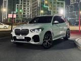 BMW X5 2022 года за 34 950 000 тг. в Алматы