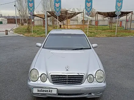 Mercedes-Benz E 500 2001 года за 5 800 000 тг. в Шымкент