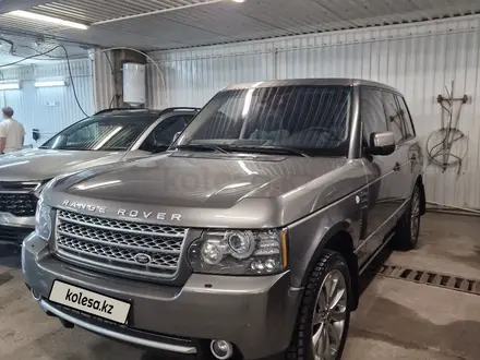 Land Rover Range Rover 2011 года за 13 000 000 тг. в Алматы