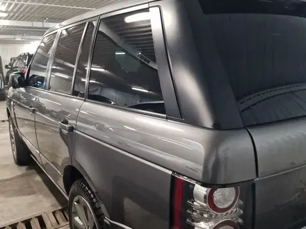 Land Rover Range Rover 2011 года за 13 000 000 тг. в Алматы – фото 3