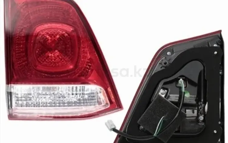 Фонарь в крышку багажника Toyota Land Cruiser (J200) 07-12 (Слева) за 22 600 тг. в Талдыкорган