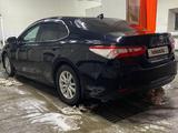 Toyota Camry 2018 года за 13 500 000 тг. в Усть-Каменогорск – фото 5