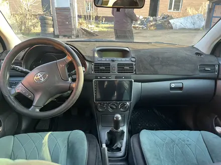 Toyota Avensis 2004 года за 3 200 000 тг. в Караганда – фото 4