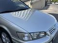 Toyota Camry 2001 годаүшін4 500 000 тг. в Шымкент – фото 7