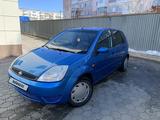 Ford Fiesta 2005 года за 1 950 000 тг. в Петропавловск – фото 4