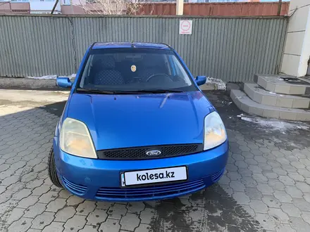 Ford Fiesta 2005 года за 1 950 000 тг. в Петропавловск – фото 6