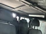 Land Rover Defender 2000 года за 12 000 000 тг. в Шымкент – фото 5